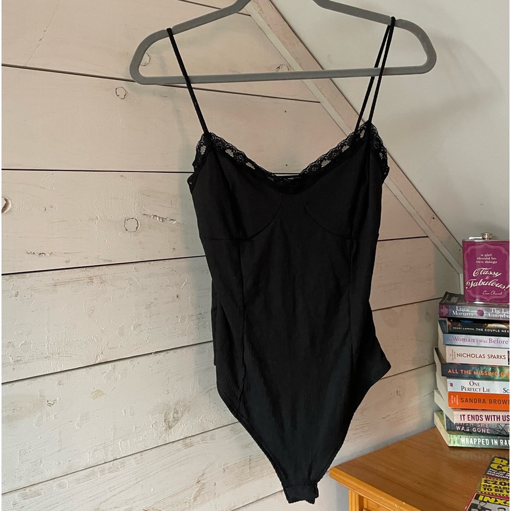 Black bodysuit size M